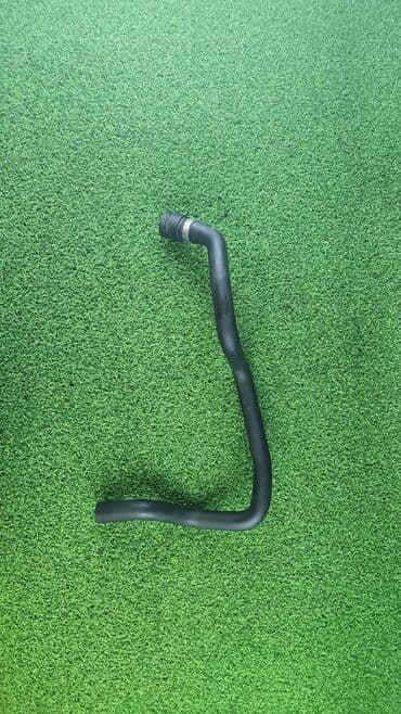 блок предохранителей: Патрубок Е39 v6 6421 8 378 368 В отличном состоянии, очень — 1