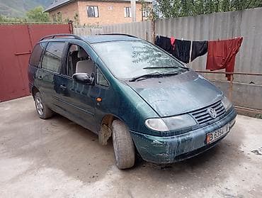Унаа: Volkswagen Sharan: 1995 г., 1.9 л, Кол менен иштөөчү, Бензин, Вэн/Минивэн — 1