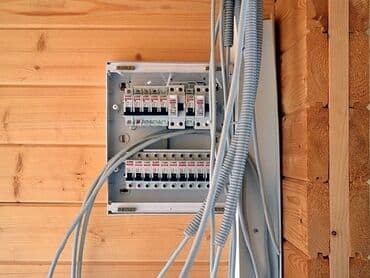 сайты по поиску работы в бишкеке: Электрик | Перенос электроприборов, Установка распределительных коробок, Установка трансформаторов Больше 6 лет опыта — 1