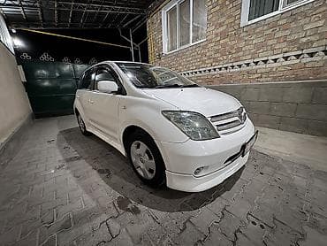 Toyota Ist: 2003 г., Автомат, Бензин, Хэтчбэк — 1