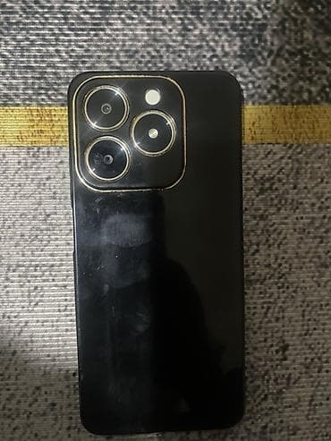 квартира от застройщика: Просторная светлая комната с дизайнерской отделкой. - Планировка — 2