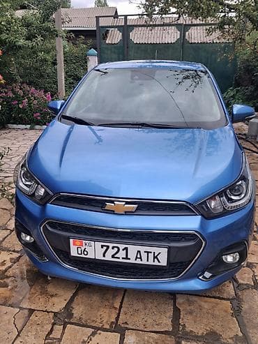 Транспорт: Chevrolet Spark: 2017 г., Механика, Хэтчбэк — 3
