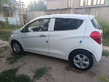 dongfeng aeolus e70: Chevrolet Spark: 2018 г., 1 л, Вариатор, Бензин, Хэтчбэк — 3
