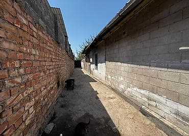 ленинградское: Продаётся жилой дом первая линия! Можно под бизнес! Орозбекова, выше — 3