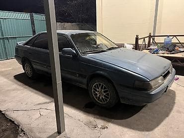 cl7 cl9: Mazda 626: 1990 г., 1.8 л, Механика, Бензин, Лифтбек — 2