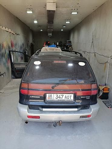 wagon: Mitsubishi Space Wagon: 1996 г., Минивэн — 4