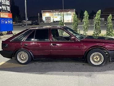 Nissan Bluebird: 1987 г., 2.4 л, Автомат, Газ, Хэтчбэк — 5