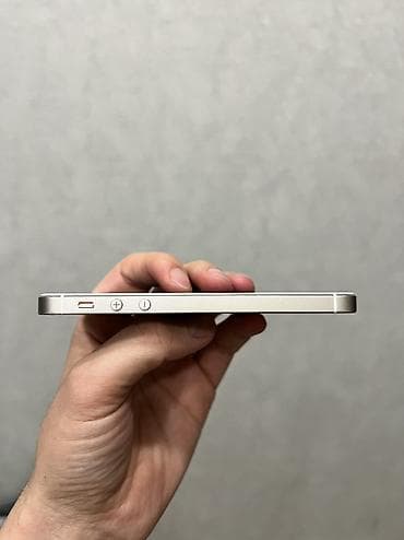 продаю iphone 5s: IPhone 5s, Б/у, 16 ГБ, Золотой, Кабель, 89 % — 4