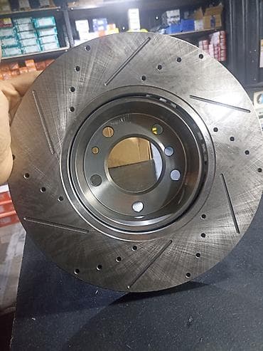 стопы 210: Предний тормозной диск BMW 1991 г., Новый, Аналог — 1