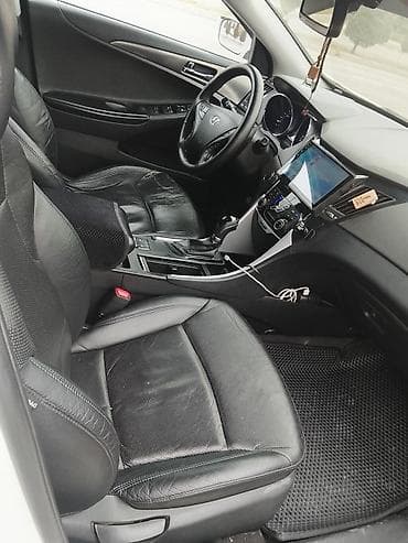 highlander 2012: Hyundai Sonata: 2012 г., 2 л, Автомат, Газ, Седан — 5