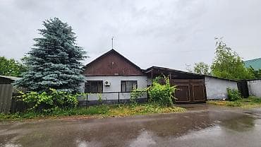 Продаётся одноэтажный жилой дом с хозяйственным двором и садом