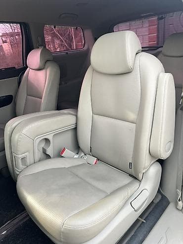 carnival: Kia Carnival: 2019 г., Автомат, Минивэн — 6