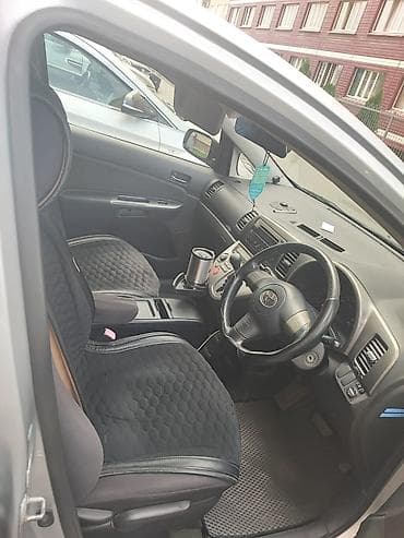 8: Toyota WISH: 2004 г., 1.8 л, Автомат, Бензин, Минивэн — 5