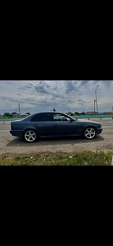 Транспорт: BMW 5 series: 1997 г., 2 л, Механика, Бензин, Седан — 4