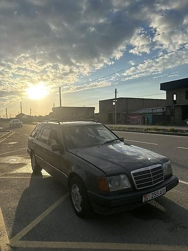 мерседес волк: Mercedes-Benz W124: 1994 г., 2.2 л, Автомат, Газ, Универсал — 5