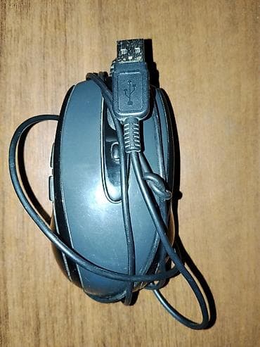 bluetooth headphones: Беспроводные наушники с и мышеа зарядным кейсом (форм-фактор — 5