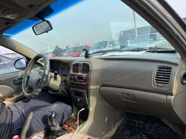 hyundai sonata 2005: Hyundai Sonata: 2000 г., 2 л, Механика, Газ, Седан — 8