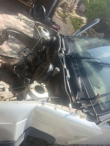 lada 2105: Кузов легкового автомобиля (седан) под разбор/проект. Описание: - — 1