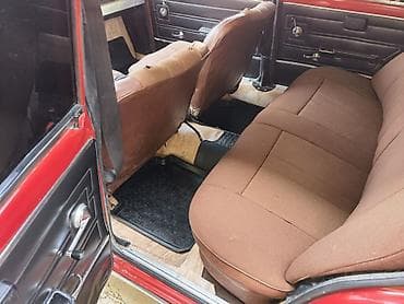 эмблема на авто: ВАЗ (ЛАДА) 2101: 1975 г., Ручные, Бензин, Седан — 8