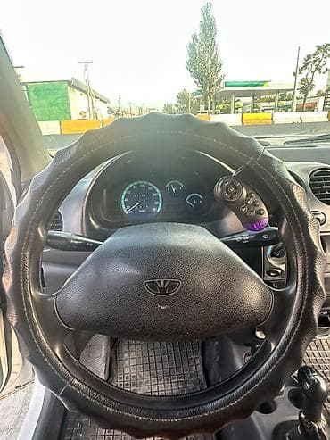 Транспорт: Chevrolet Matiz: 2013 г., 0.8 л, Механика, Бензин, Хэтчбэк — 6