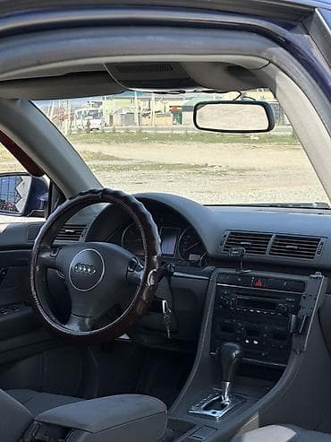 обшивки ауди: Audi A4: 2003 г., 2.4 л, Вариатор, Бензин, Седан — 5