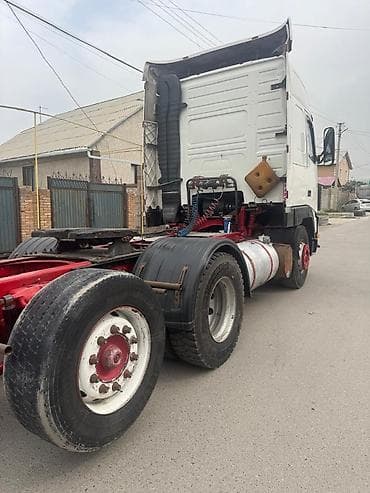 даф ленивец: Тягач, Volvo, 1998 г., Самосвал — 4