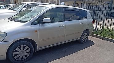windom 2003: Toyota Ipsum: 2001 г., 2.4 л, Автомат, Бензин, Минивэн — 3