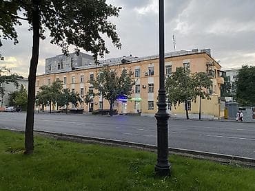 3 комнаты, 70 м², Сталинка, 3 этаж, Косметический ремонт