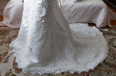 свадебные платья больших размеров: Свадебное платье. После химчистки. Размер с 42-46. В отличном — 2