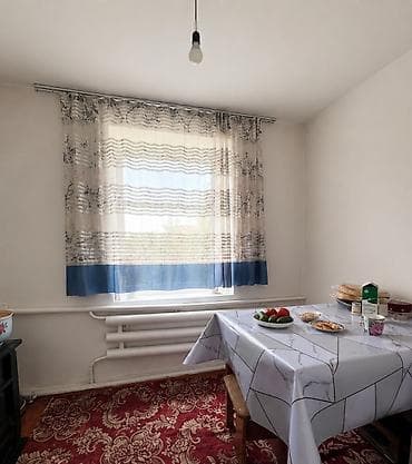 bay tash: Продаётся уютный дом в г. Каракол Продаётся тёплый и уютный жилой дом — 8