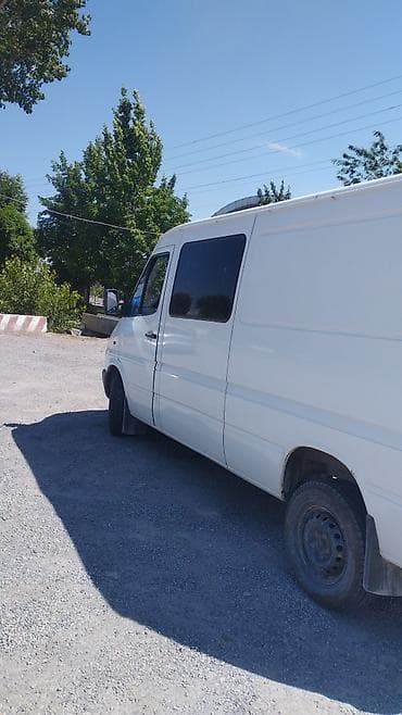 эстима кузов: Легкий грузовик, Mercedes-Benz, Б/у — 3