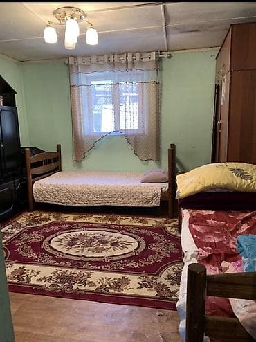 Продаю дом в районе мкр Достук Участок 2 сотки Площадь дома 40 м2: 3