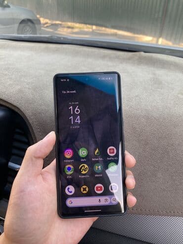 безрамочный телефон xiaomi: Google Pixel 7 Pro, цвет - Белый — 2