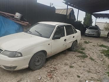 фолсваген т 4: Daewoo Gentra: 2010 г., 1.6 л, Кол менен иштөөчү, Бензин, Седан — 4