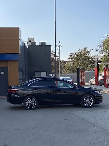 rav4 2010: Toyota Camry: 2017 г., Автомат, Бензин, Седан — 3