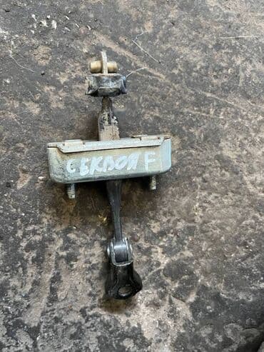 реставрация бронированных дверей: Toyota Sequoia ограничитель двери, Тойота Секвоя дверной ограничитель — 2