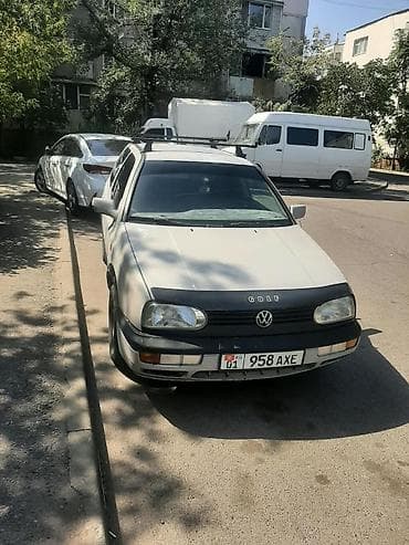 e klass: Volkswagen Golf: 1993 г., 1.8 л, Хэтчбэк — 1