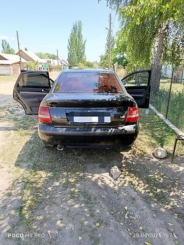авриный авто: Audi A4: 2000 г., 1.6 л, Ручные, Бензин, Седан — 3