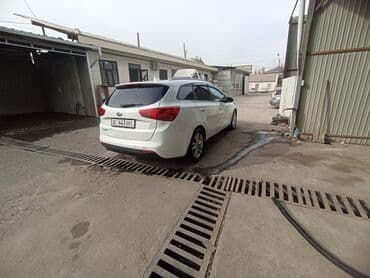 бу чехол: Kia Ceed: 2018 г., 1.4 л, Автомат, Бензиновая, Хэтчбэк — 6