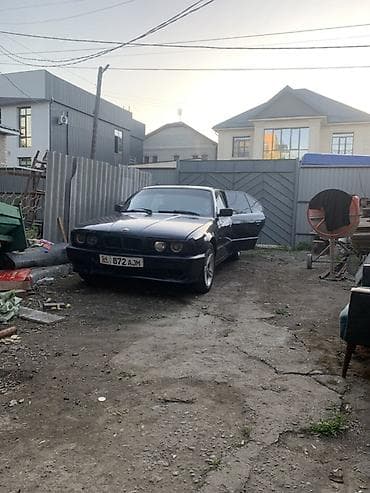 e 30 bmw: BMW 5 series: 1994 г., 2 л, Ручные, Бензин, Седан — 4