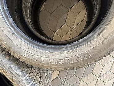 Шины: Шины 235 / 50 / R 20, Зимняя шипованная, Комплект, Внедорожные (АТ/МТ), Yokohama — 2