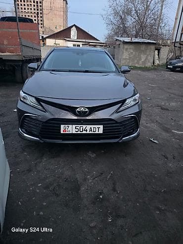 colf 2: Toyota Camry: 2020 г., 2.5 л, Автомат, Бензин, Седан — 1