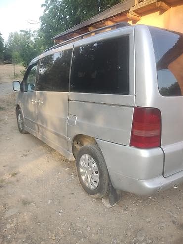 Унаа: Mercedes-Benz Vito: 2001 г., 2.2 л, Кол менен иштөөчү, Дизель, Вэн/Минивэн — 4