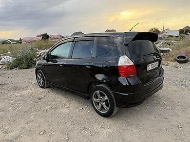 амаз фит: Honda Fit: 2005 г., 1.3 л, Вариатор, Бензин, Хэтчбэк — 3