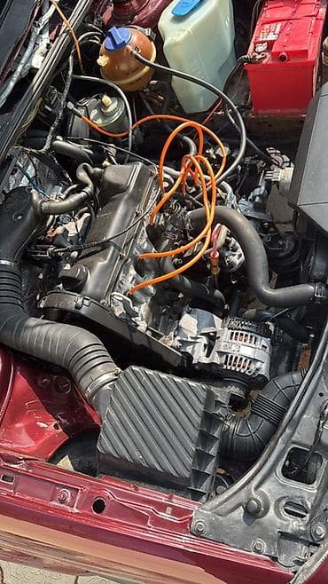 крыло на ауди 80: Volkswagen Passat: 1993 г., 1.8 л, Ручные, Бензин, Седан — 2