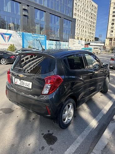 eva polik: Chevrolet Spark: 2019 г., 1 л, Вариатор, Бензин, Хэтчбэк — 4