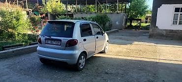 автомат бишкек: Daewoo Matiz: 2010 г., 0.8 л, Кол менен иштөөчү, Бензин, Седан — 2