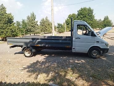 Жеңил жүк ташуучу унаа, Mercedes-Benz, Стандарт, 3 т, Колдонулган — 2