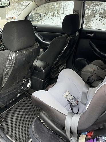 граната на авенсис: Toyota Avensis: 2004 г., 2 л, Автомат, Бензин, Универсал — 4