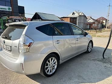тайота плас: Toyota Prius V: 2013 г., 1.8 л, Автомат, Гибрид, Универсал — 2